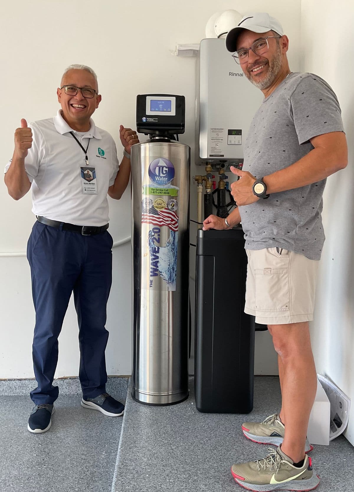 Customer with Puronics Wave 2.0 water purification system